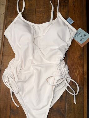 Shade & Shore Cream Ruched Side One-Piece Swimsuit